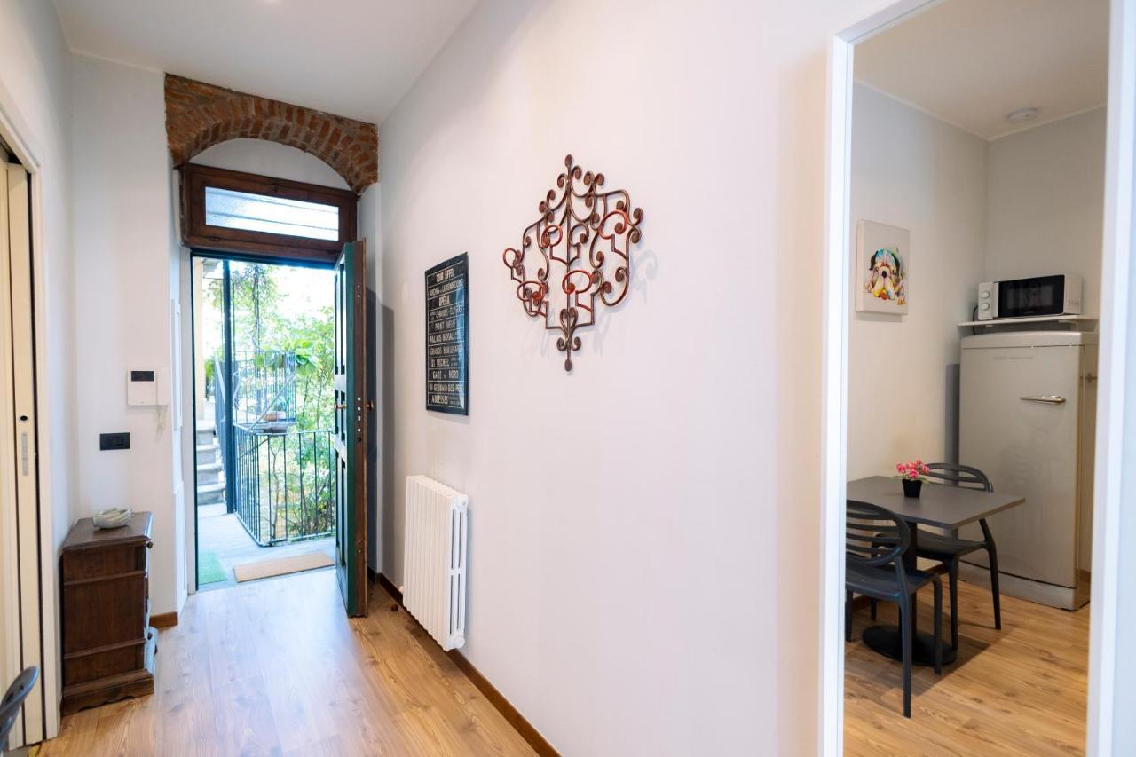 The Red Bricks Home - San Babila Area ميلان المظهر الخارجي الصورة